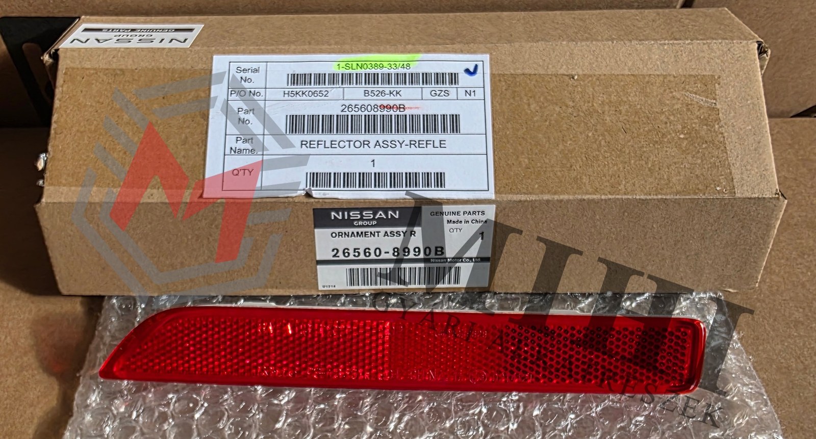 Nissan gyári hátsó prizma 265608990B