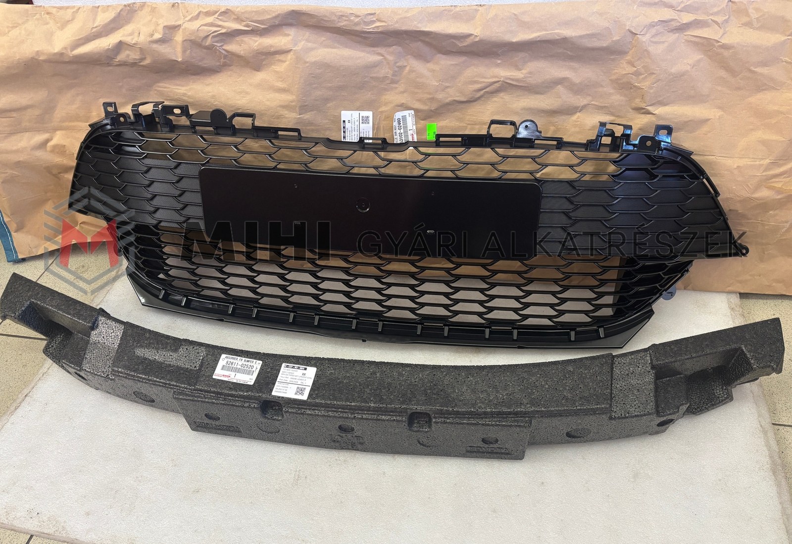 Toyota Corolla első lökhárító energiaelnyelő 5261102520 termékfotó