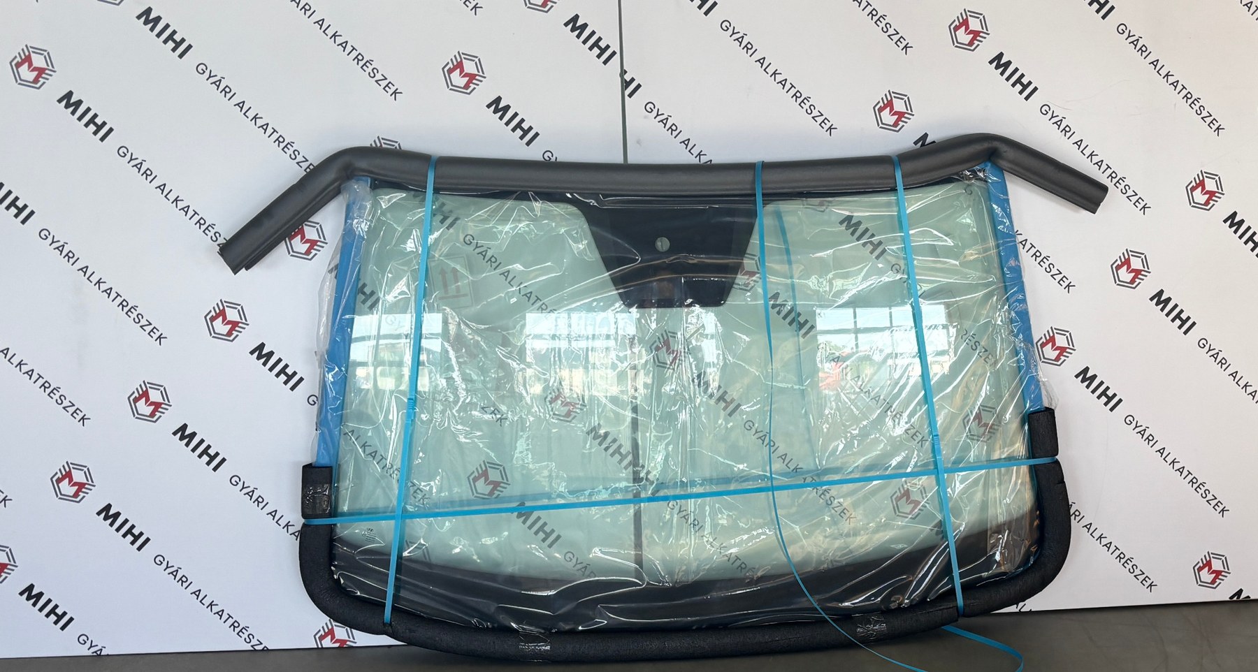 Hyundai Tucson NX4 első szélvédő 86110N7070